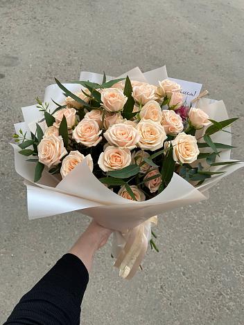 Букет Кремовые розы Латте в Чулково